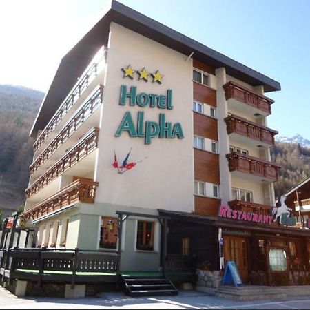 Hotel Alpha Saas-Grund Exterior foto