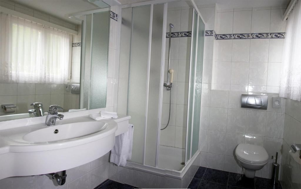 Hotel Alpha Saas-Grund Quarto foto